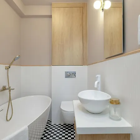 Comfortable & Bright Apartment Rzeszow By Noclegi Renters Exterior photo