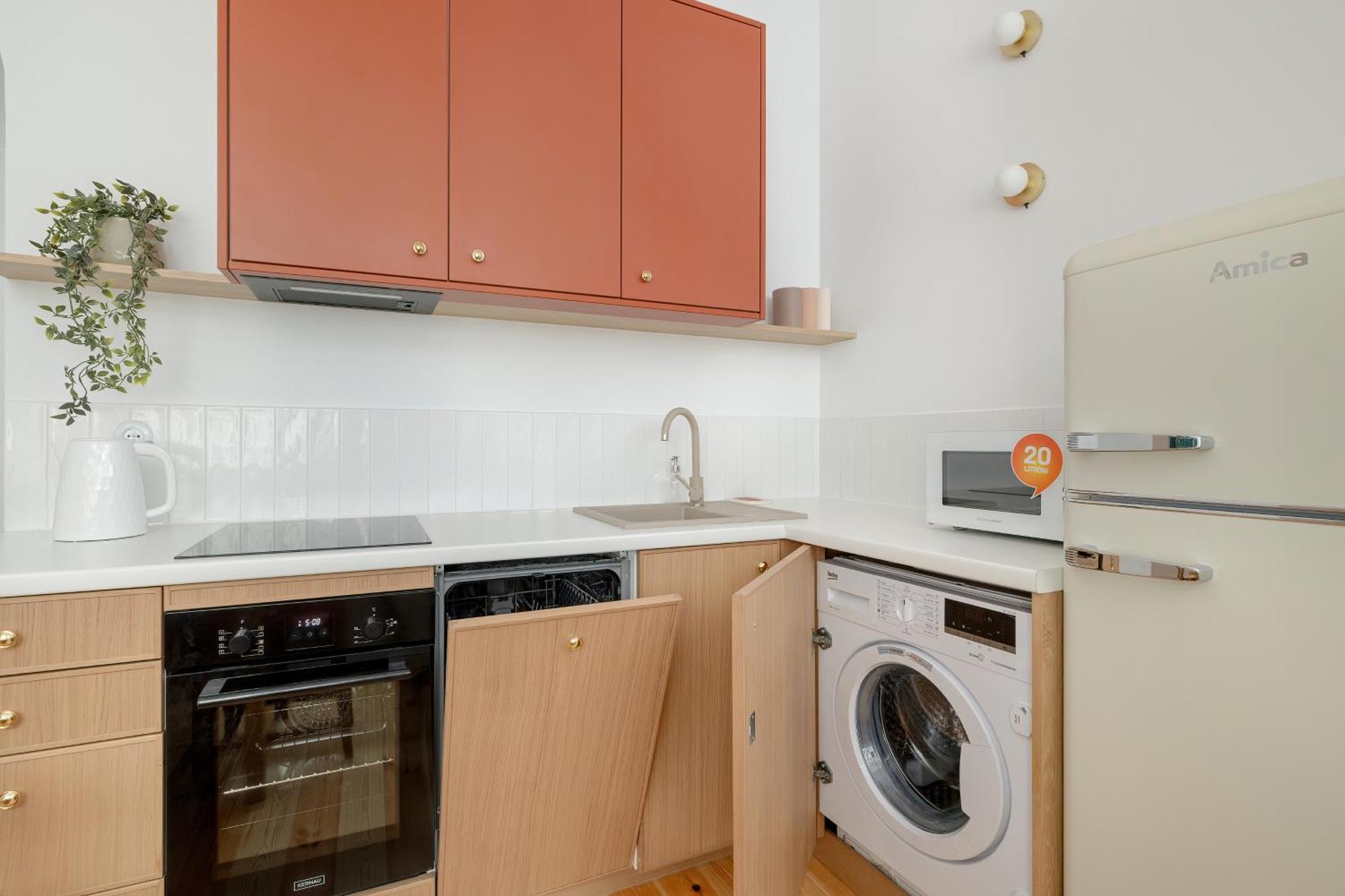 Comfortable & Bright By Renters Rzeszow
